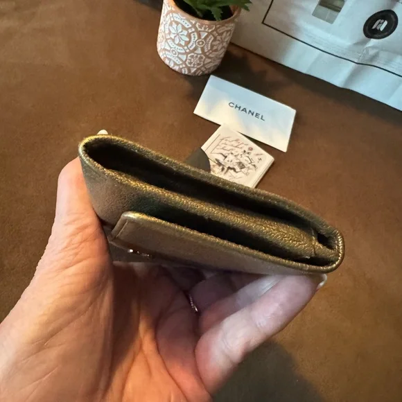 RARE VINTAGE Chanel Gold Wallet In Good Condition With COA - Picture 6 of 17